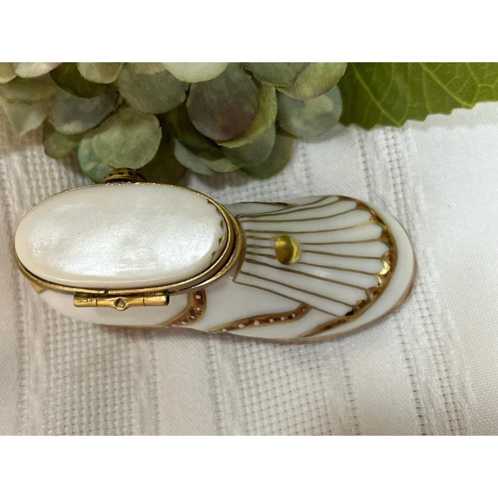Limoges Peint Main Hand Painted golf shoe trinket box France
